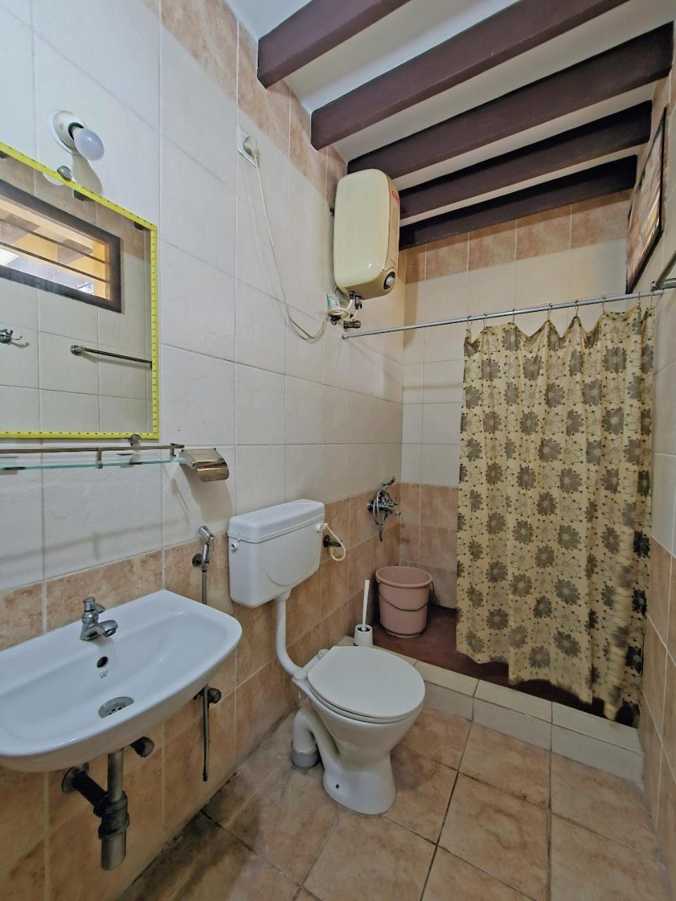 Petit Gite Heritage Home Pondicherry Room photo